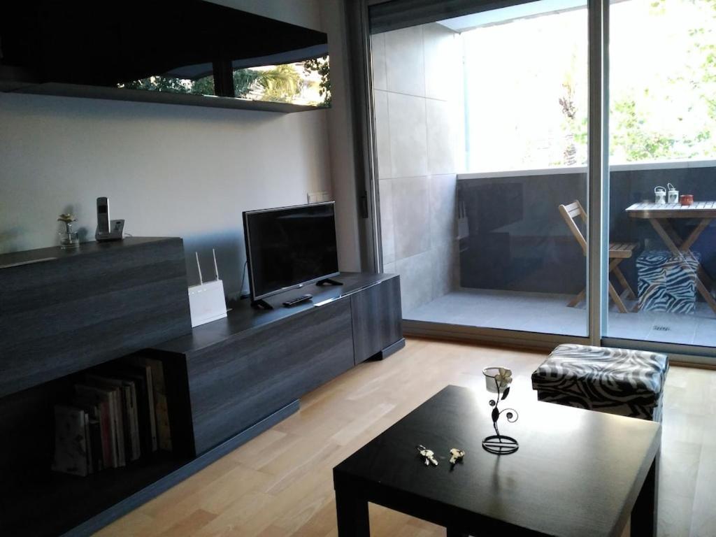 Luxury Flat, 3 Bedrooms, 2 Bathrooms And Swimming Pool Next To The Beach!! Sant Adrià de Besòs Exterior foto