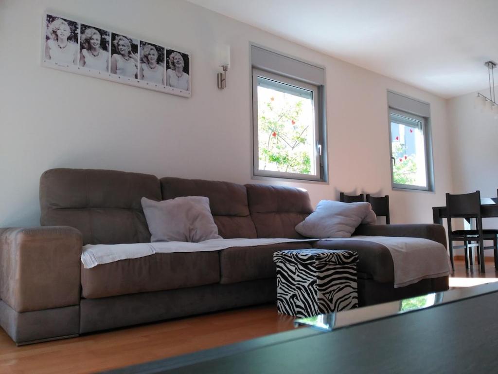 Luxury Flat, 3 Bedrooms, 2 Bathrooms And Swimming Pool Next To The Beach!! Sant Adrià de Besòs Exterior foto